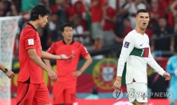 “욕한 것 맞네”…교체 사인에 호날두 입모양 분석한 포르투갈 언론