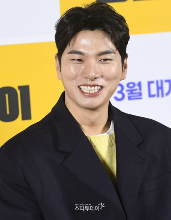 [포토]이이경, 코믹 자신있는 투투경