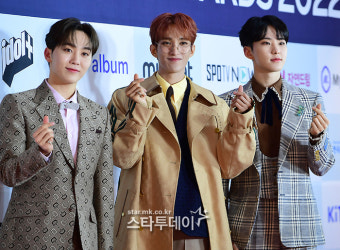 NCT·세븐틴·BTS·스키즈, 앨범 부문 가수상[써클뮤직어워즈]