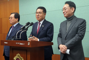 與, 전주을 재보선 공천 신경전…정운천 세몰이에 김경민 견제구