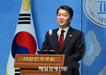 [포토] 안철수, 김기현 겨냥 대선 단일화 1년  정치 도의 없나