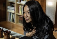 누가 귀신이에요? 신소율, ‘옥수역’ 배회하는 의문女로..