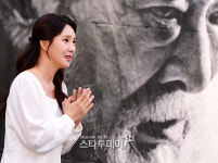 [포토] 코딜리아, 아버지에 대한 사랑