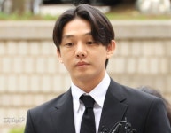 [속보] ‘마약 투약 혐의’ 유아인, 영장실질심사 출석