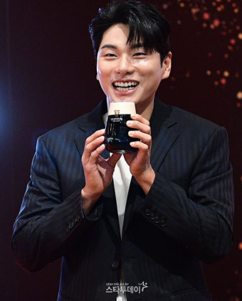 [포토]이이경, 미소가 저절로