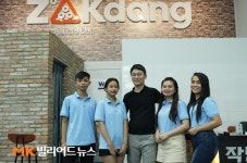 [작당 베트남 호치민당구클럽 가보니] 오전부터 남녀노소 고객 북적, 당구장 한곳 직원만 10명