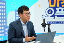 기업 실적 내년까지 개선…건설기계 주목