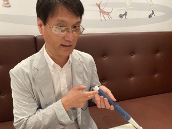 색깔도 손으로 만져서 알 수 있다?...시각장애인 교수의 힘찬 포부