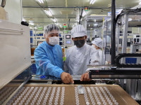 [스마트 산업강국 함께 하는 제조혁신] 컬러렌즈 다품종 대량생산 혁신…생산량 1.7배로 껑충