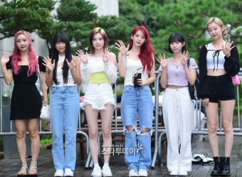 [포토]시크릿넘버, 상큼한 출근길