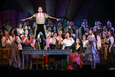 광화문에 시위 대신 오페라 아리아···맨날 이랬으면