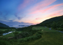 소렌스탐이 설계한 서해안의 대표 럭셔리 골프 리조트, 골든베이