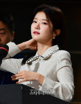 [포토] 박소영 아나운서, 머리결 넘기며