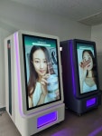 백산광고기획자판기 | 55인치 터치스크린 달린 자판기에서 광고까지 나오고 ‘1석 2조’