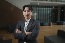 세계 반도체 시장을 이끄는 쿼츠 전문기업, ㈜금강쿼츠