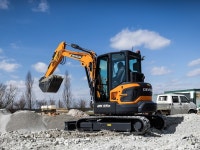 “도심개발 수요 잡아라” HD현대 소형굴착기 美 상륙