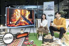 Samsung Electronics, Kolon Motors showcase collaborative exhibition