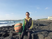 20대 막내해녀의 ‘노동요’는 정국…“물질 끝내면 위스키 공부해요”