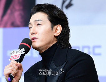 [포토] 이기우, 에너지 넘치는 연기