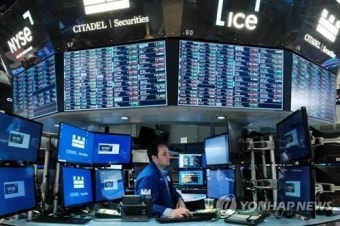 흑인 MZ개미 “주식 외엔 방법없다” 지인·SNS서 투자정보 들어