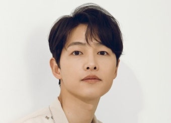 송중기, 2년 만 컴백 예고…‘마이 유스’ 검토 중