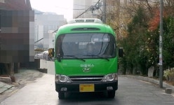 서울 서대문구서 마을버스 빙판길 사고…7명 경상
