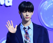[포토]투어스 도훈, 소년미 뚝뚝