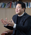 [Part Ⅳ] <90년생이 온다> <2000년생이 온다> 임홍택 작가“70년대생은 개인주의 익숙한 세대 맞는 얘기도 옳게 전달해야 오해 안해”