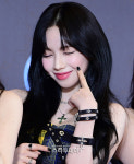 에스파 카리나, 예쁨 한 스푼에 장난기도 한 스푼 [별별 사진집]