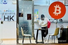 “요즘 돈 벌 구석은 여기뿐”…당국 경고 피해 암시장 몰려, 거래액 115조 달해
