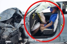 “여보, 이車 아니면 돈 못줘”…3분만에 품절, 벤츠·BMW 대신 줄서서 샀다 [최기성의 허브車]