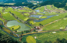 중부권 최초 ‘27홀 노 캐디 골프장’ 화제, 음성 힐데스하임CC