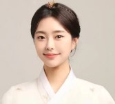 파란 눈의 ‘미스 춘향’?...춘향선발대회, 외국인에 문호 개방