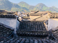 한국만 들어오면 하향화? 한국에 럭셔리 호텔 없는 이유는… [호텔 체크人]