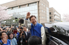 복면가왕 9주년 결방에 이재명 “간첩신고는 113에서 224로?”