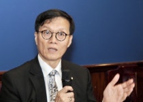 추경 편성 요구 목소리에…한은 총재 “근시안적인 시각”