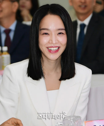 [포토] 신혜선, 국세청 홍보대사 위촉식 왔어요