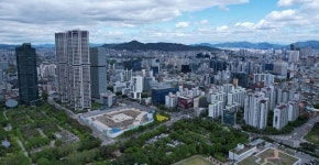 ‘빨간 건물’ 지으면 더 넓게 재건축…고층빌딩 들어설 ‘이곳’ 파격 제안