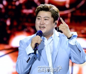 김호중, ‘슈퍼 클래식’ 공연 강행...주관사 “출연자 교체 불가”