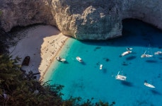 1년째 폐쇄중인 ‘태양의 후예’ 촬영지 나바지오 해변, 1년 더 문닫는다