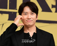 ‘커넥션’ 지성 “마약 중독된 형사役, 이전과 다른 에너지 가져”