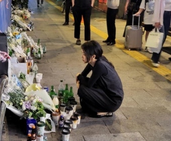 김건희 여사, 한밤 중 시청역 참사 현장 찾아 조문