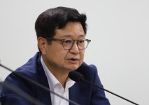 與 김장겸 ‘공영방송 가치재정립’ 토론회 개최