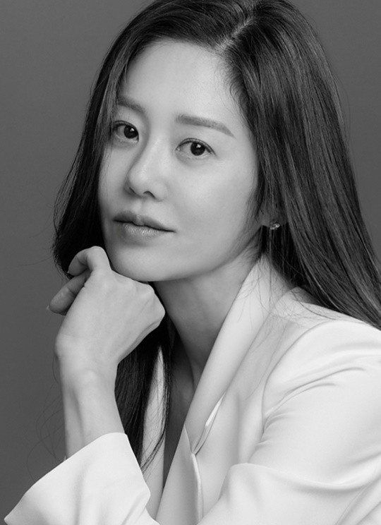 사마귀: 살인자의 외출, 9월 5일 SBS 첫 방송 예정, 고현정과 장동윤의 연기력으로 높은 기대 - 시청자들의 눈길 집중