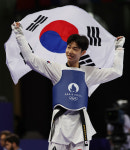 韓 태권도 첫 금메달 만든 ‘한성고 3인방’