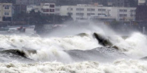 경기 시흥·김포에 폭풍해일주의보…쓰나미와는 달라