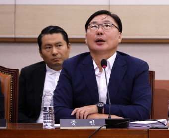 이화영, 청문회 혼란…검찰 허위 진술 회유 vs 야당 정치적 목적 이용