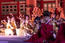 변화무쌍 국악에 장단 맞추는 발레, 대박날 줄 몰랐죠