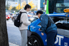 올해로 25년째...SK쉴더스 ‘ADT캡스’, 수능 당일 수험생 특별 호송 서비스