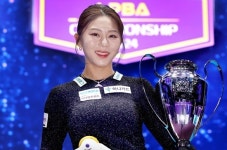 “김가영이 또 김가영했다”…김보미 꺾고 한달만에 또 정상, 프로당구 최초 5대회 연속 우승